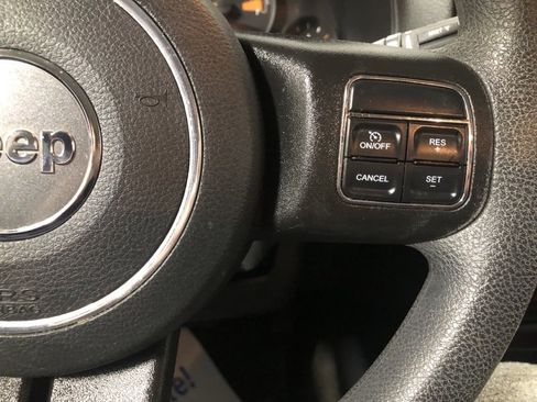 Used 2015 Jeep Patriot Sport w/ Power Value Group image 22