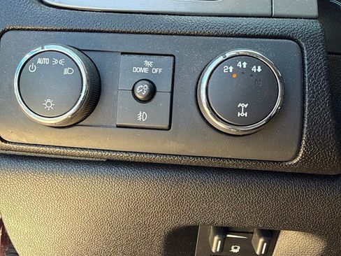 Used 2013 Chevrolet Silverado 2500 LTZ AWD/4WD image 24