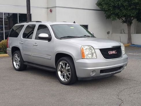 Used 2011 GMC Yukon SLE image 9