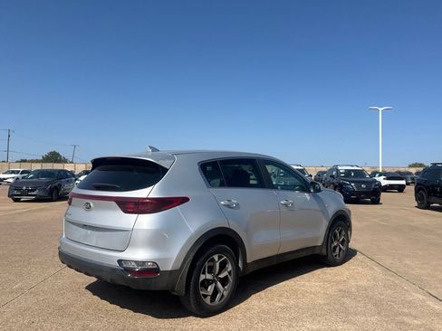 Used 2020 Kia Sportage LX AWD/4WD image 19
