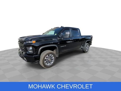Used 2023 Chevrolet Silverado 2500 Custom w/ Custom Value Package AWD/4WD image 4