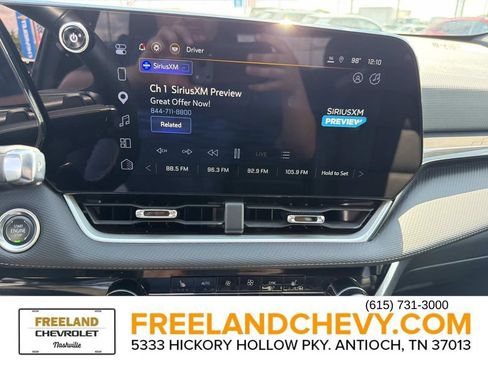 Used 2025 Chevrolet Equinox LT w/ Convenience Package II AWD/4WD image 30