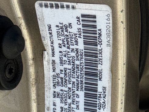 Used 2006 Toyota Corolla LE image 9