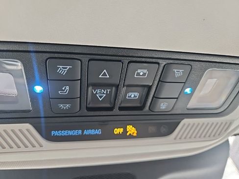 Used 2025 Ford Expedition Platinum AWD/4WD image 74