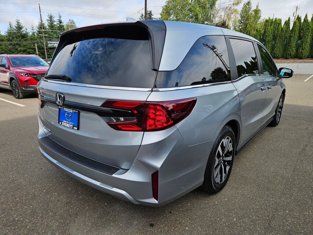 Used 2025 Honda Odyssey EX-L image 5