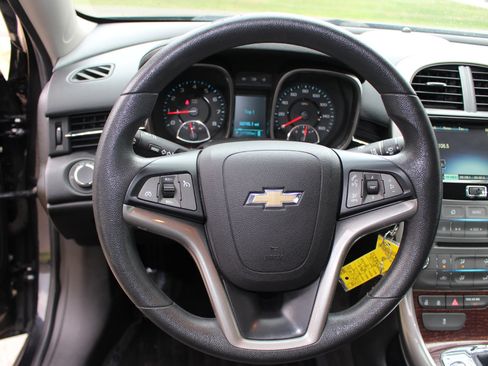 Used 2013 Chevrolet Malibu LT image 19