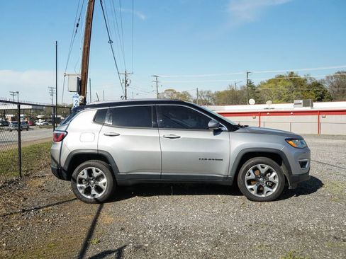 Used 2019 Jeep Compass Limited w/ Safety & Security Group image 3