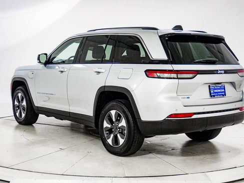 Used 2022 Jeep Grand Cherokee Limited 4xe AWD/4WD image 5