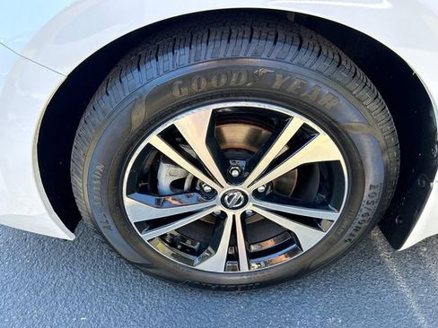 Certified 2023 Nissan Sentra SV w/ All-Weather Package FWD image 8
