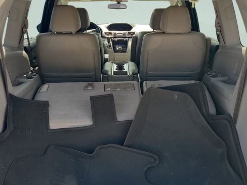 Used 2016 Honda Odyssey EX-L image 9