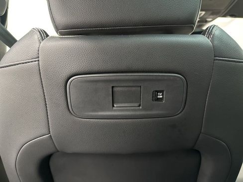 Used 2021 Land Rover Discovery Sport SE R-Dynamic image 25