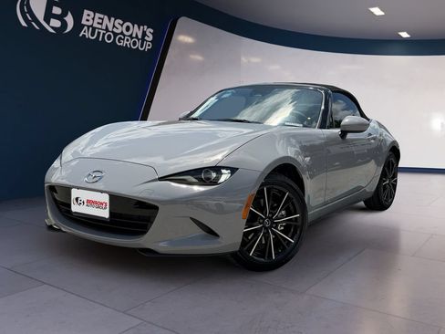 New 2026 MAZDA MX-5 Miata Grand Touring RWD image 1