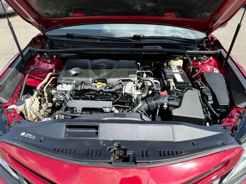 Used 2018 Toyota Camry SE w/ Convenience Package image 44