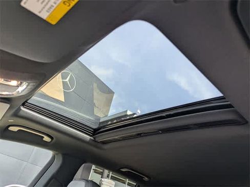 Used 2025 Mercedes-Benz GLE 350 4MATIC image 19