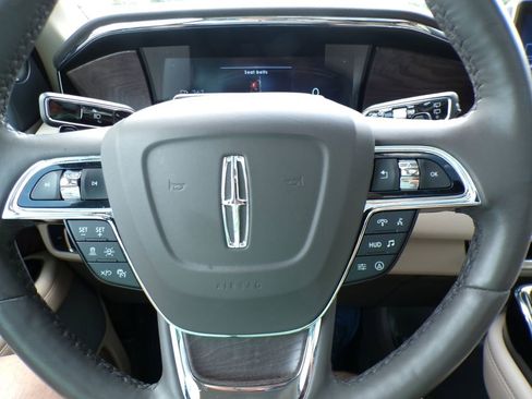 Used 2024 Lincoln Navigator L Reserve image 17