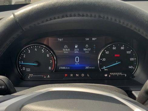 Used 2023 Ford Explorer XLT w/ Equipment Group 202A AWD/4WD image 11
