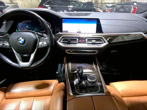 Used 2019 BMW X5 xDrive40i w/ Executive Package image 15