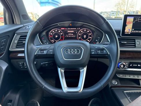 Used 2019 Audi Q5 Prestige w/ Prestige Package AWD/4WD image 18