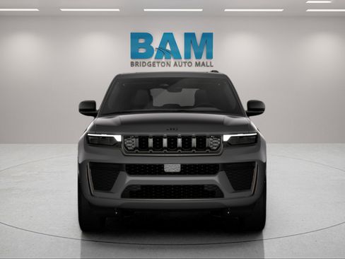New 2026 Jeep Grand Cherokee Altitude AWD/4WD image 15