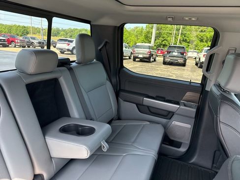 Used 2025 Ford F150 Lariat w/ Equipment Group 502A High AWD/4WD image 16