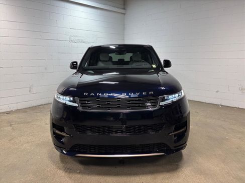 New 2026 Land Rover Range Rover Sport Dynamic SE AWD/4WD image 3