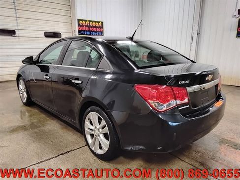 Used 2011 Chevrolet Cruze LTZ image 3