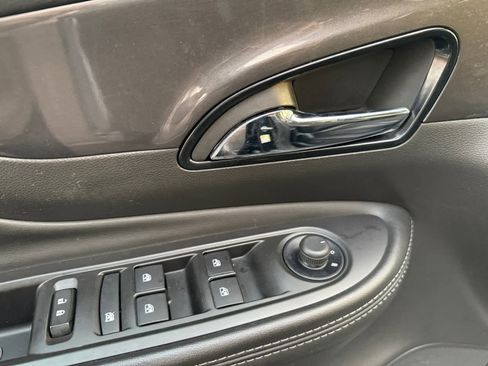 Used 2022 Buick Encore Preferred w/ Safety Package image 10