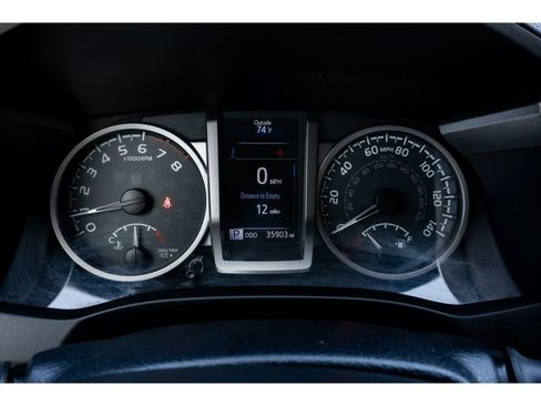 Used 2018 Toyota Tacoma Limited image 23