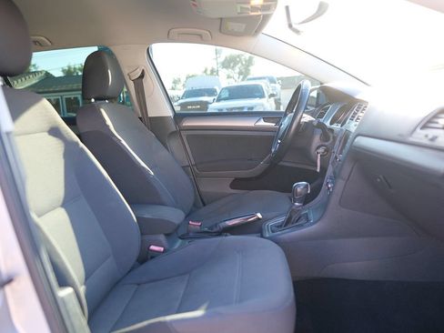 Used 2016 Volkswagen Golf SE FWD image 27