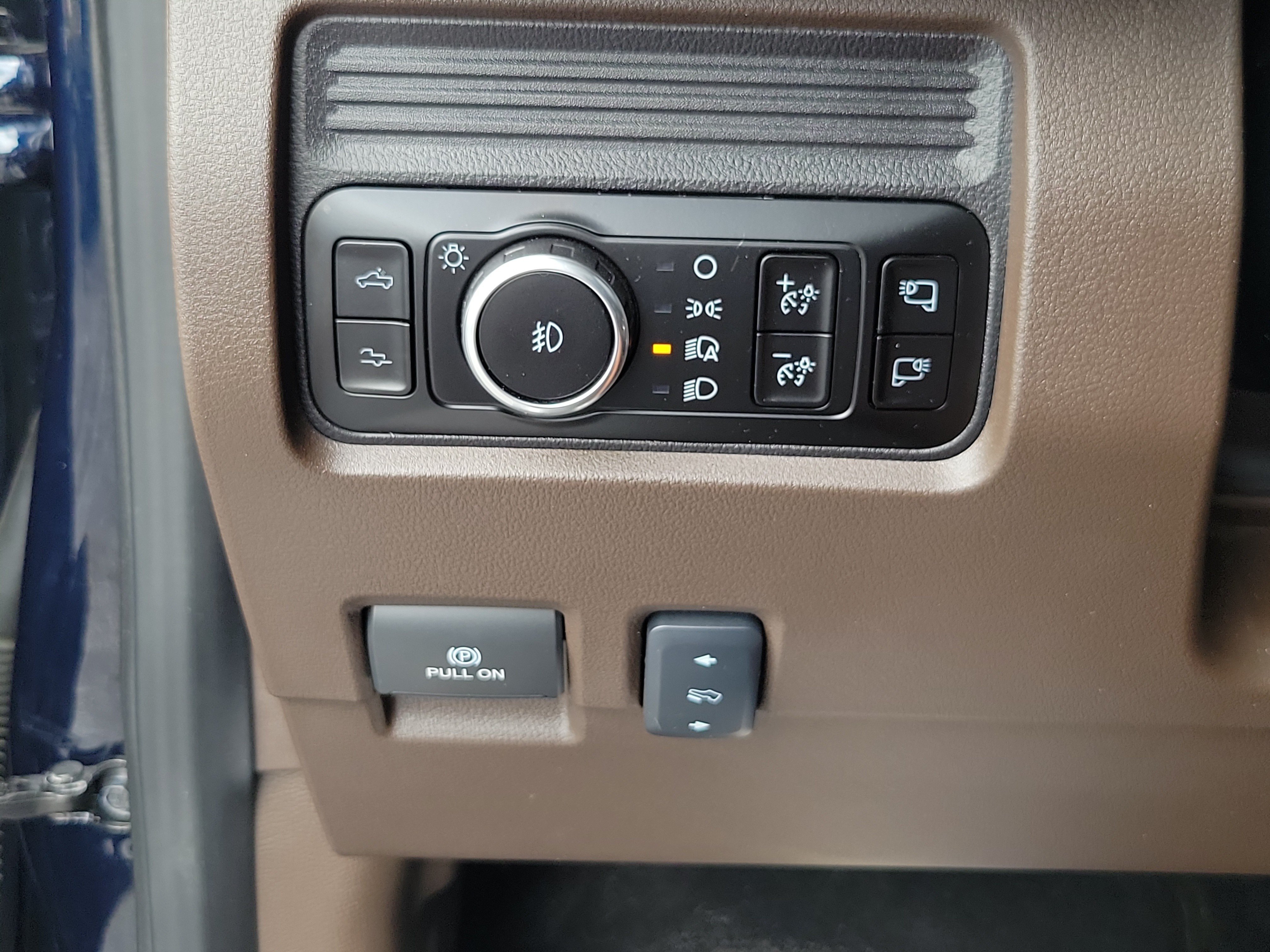 Used 2025 Ford F250 King Ranch AWD/4WD image 15
