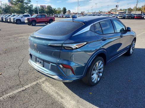New 2026 Buick Envista Avenir image 3