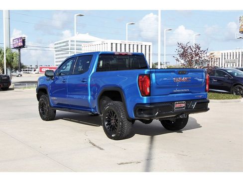 Used 2023 GMC Sierra 1500 AT4X image 4