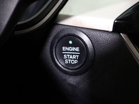 Used 2022 Ford Escape SE w/ Convenience Package image 40