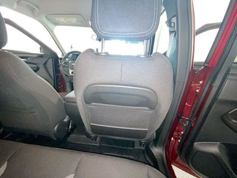 Used 2024 Chevrolet TrailBlazer LT w/ LT Cold Weather Package FWD image 36