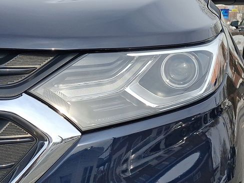 Used 2020 Chevrolet Equinox LT image 10