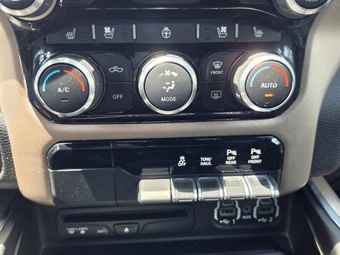 Used 2019 RAM 1500 Laramie w/ Sport Appearance Package RWD image 24
