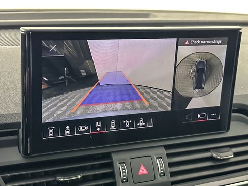 Used 2024 Audi SQ5 Premium Plus w/ Premium Plus Package image 19