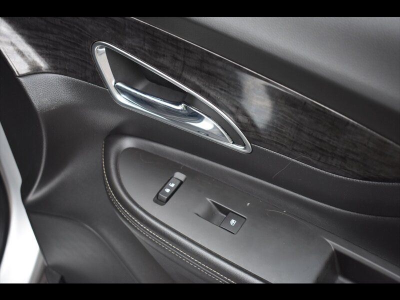 Used 2016 Buick Encore FWD image 32