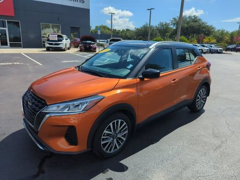 Certified 2023 Nissan Kicks SV FWD image 14