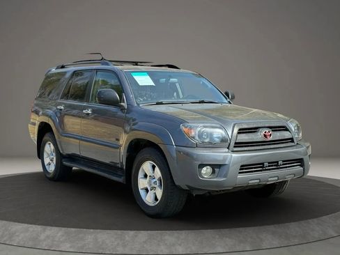 Used 2007 Toyota 4Runner SR5 image 3