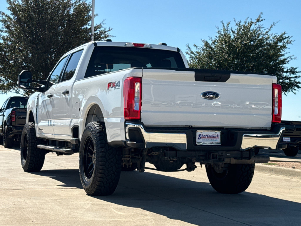 Used 2024 Ford F250 XLT w/ FX4 Off-Road Package AWD/4WD image 6