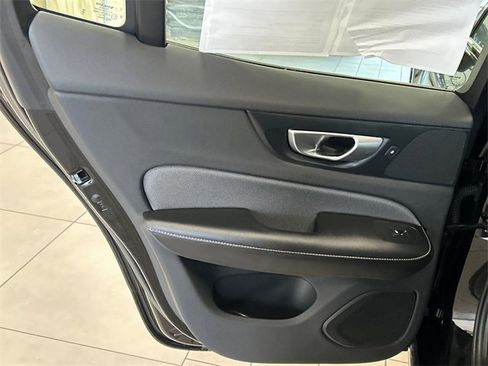 Certified 2024 Volvo S60 T8 Plus image 21