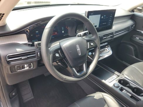 Certified 2023 Lincoln Corsair FWD w/ Equipment Group 101A image 13