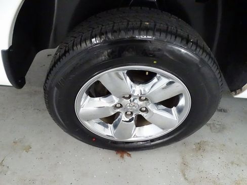 Used 2019 RAM 1500 Big Horn image 28