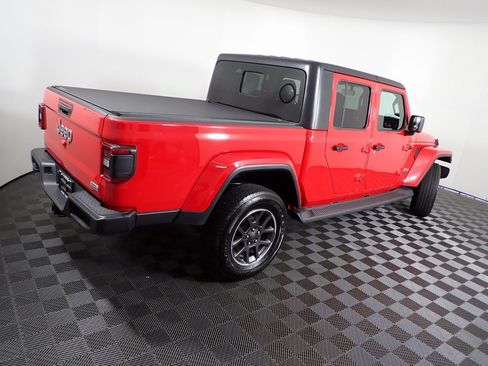 Used 2020 Jeep Gladiator Overland image 16