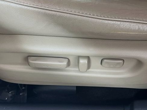 Used 2017 Honda Pilot Touring image 18