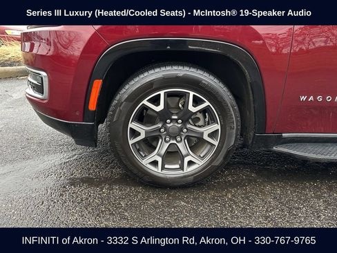 Used 2023 Jeep Wagoneer Series III w/ Preferred Equipment Group AWD/4WD image 20