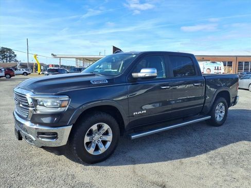 Used 2019 RAM 1500 Laramie image 22