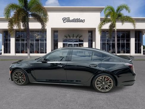 Certified 2022 Cadillac CT5 V Blackwing w/ Carbon Fiber Package 2 RWD image 8