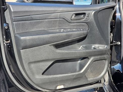 Used 2023 Honda Odyssey EX-L image 19